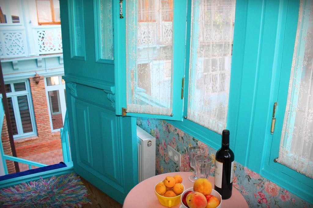 Apartment In Old Tbilisi Exterior photo